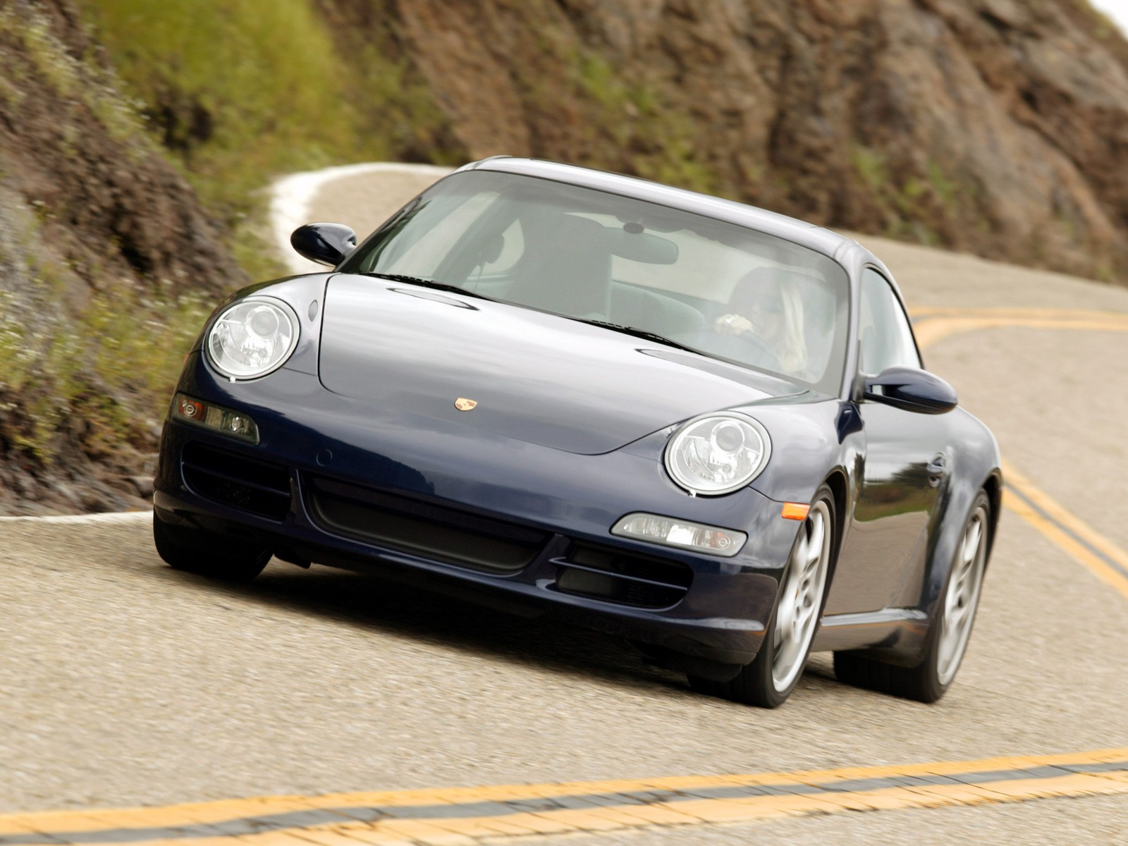 Porsche 911 Carrera S photo 13