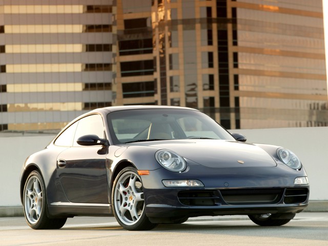 Porsche 911 Carrera S photo 15