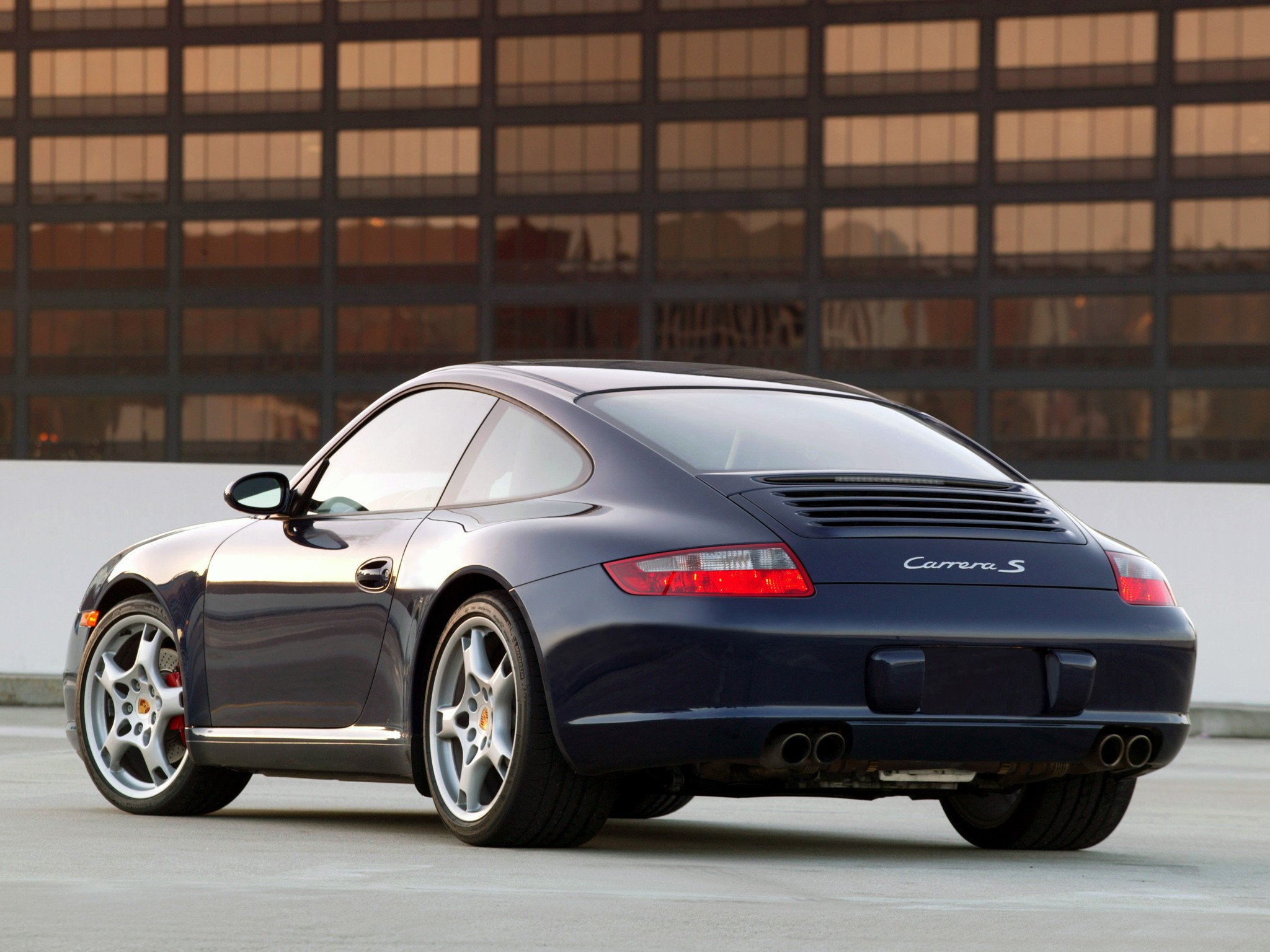 Porsche 911 Carrera S photo 16