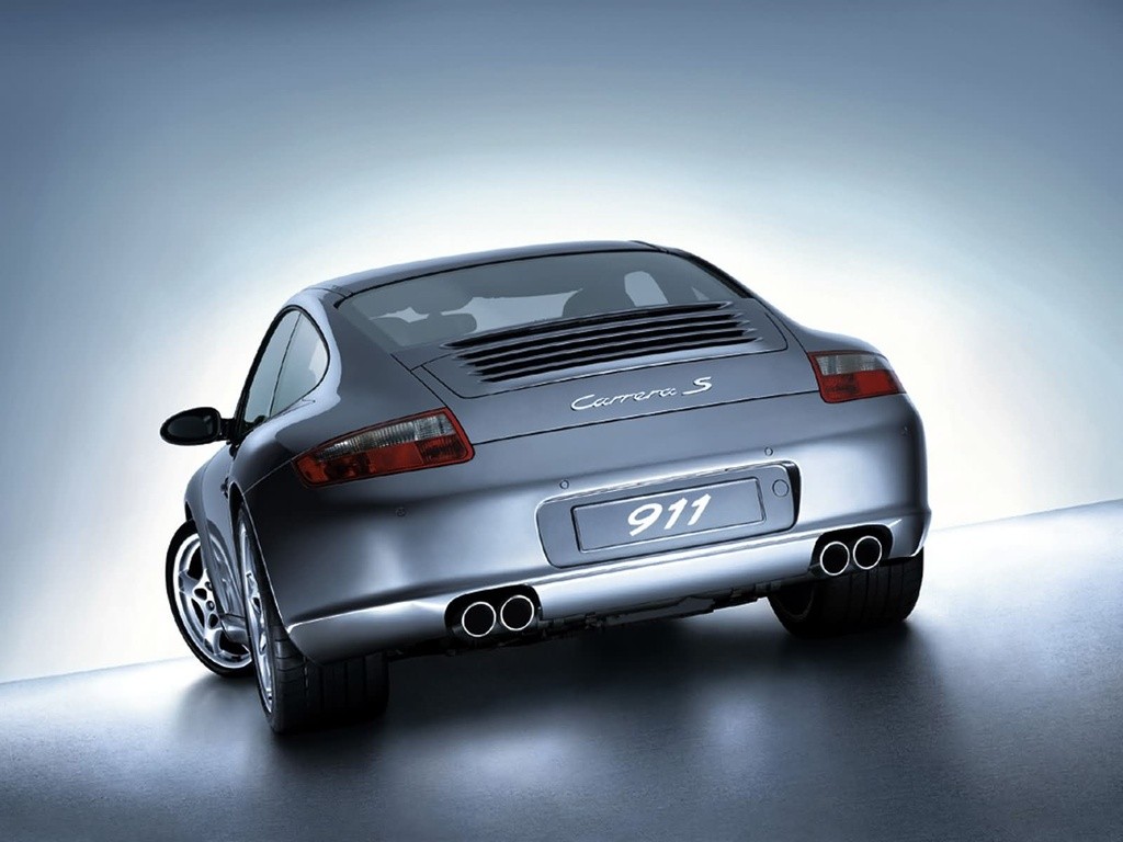 Porsche 911 Carrera S photo 19