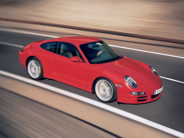 Porsche 911 Carrera S photo 27