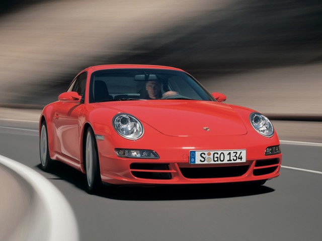 Porsche 911 Carrera S photo 34