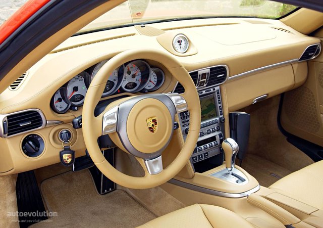 Porsche 911 Carrera S photo 41