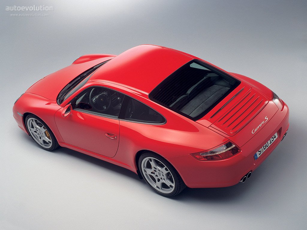 Porsche 911 Carrera S photo 2