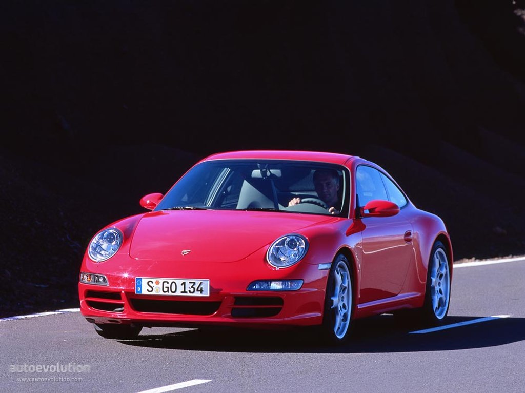 Porsche 911 Carrera S photo 6