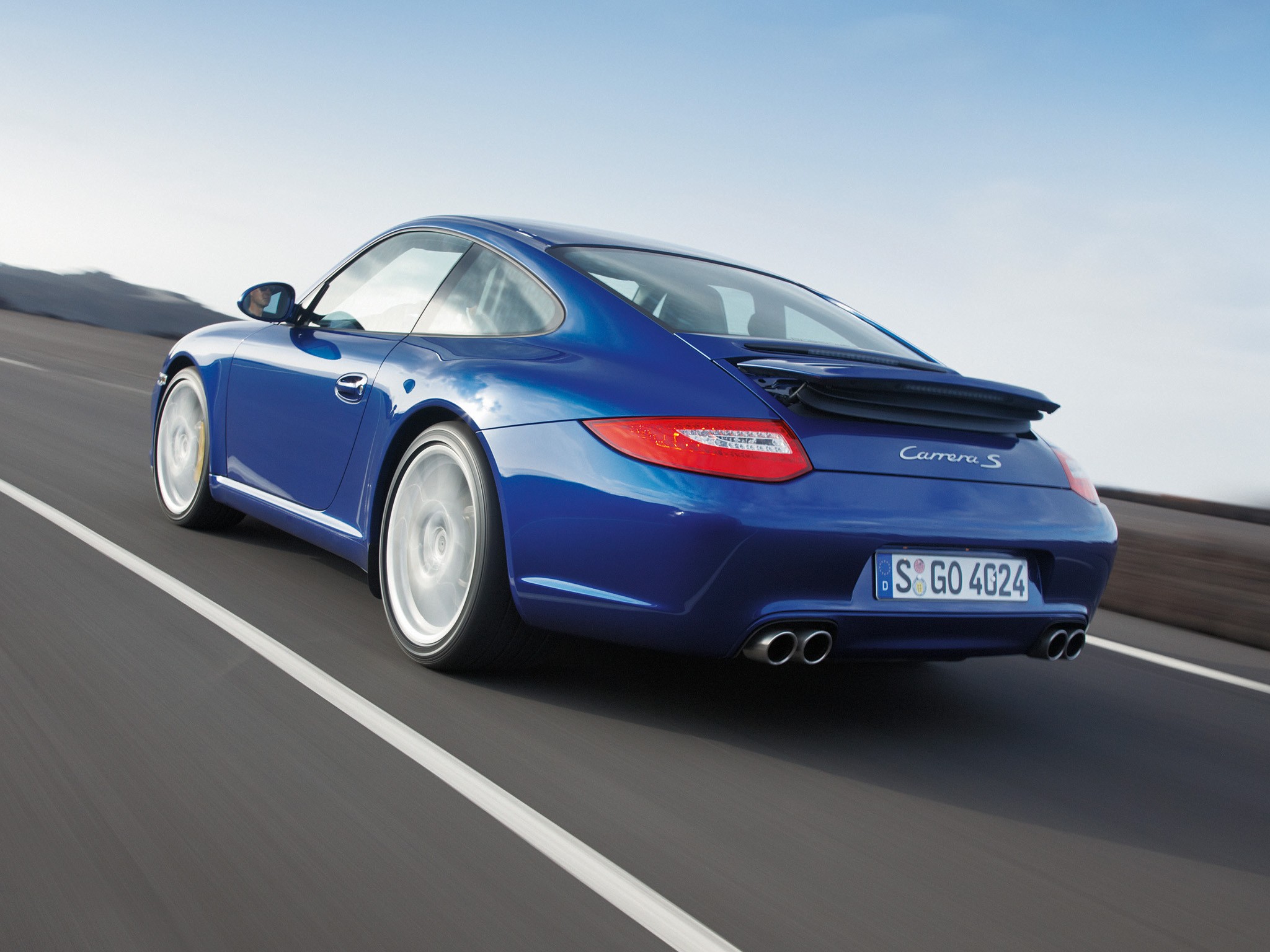 Porsche 911 Carrera S photo 23