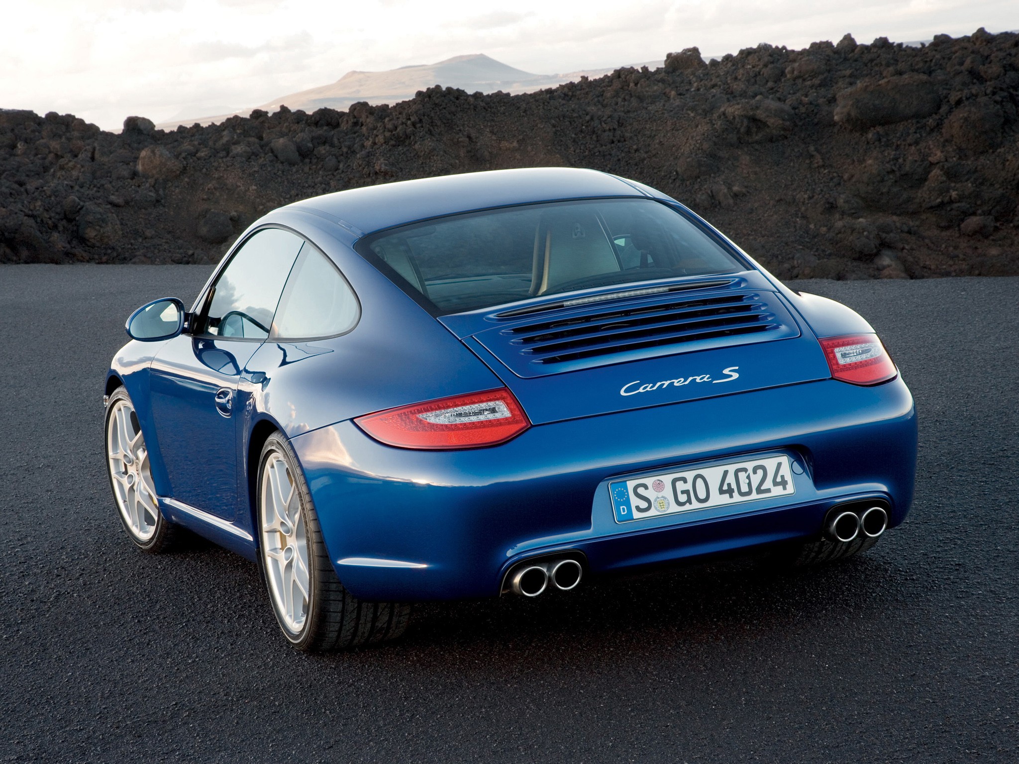 Porsche 911 Carrera S photo 32