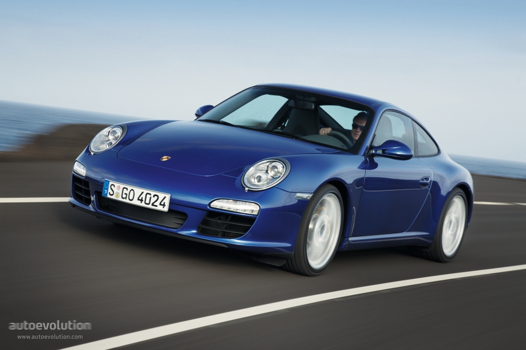 Porsche 911 Carrera S photo 3