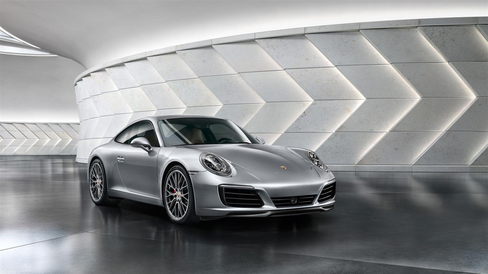 Porsche 911 Carrera S photo 8