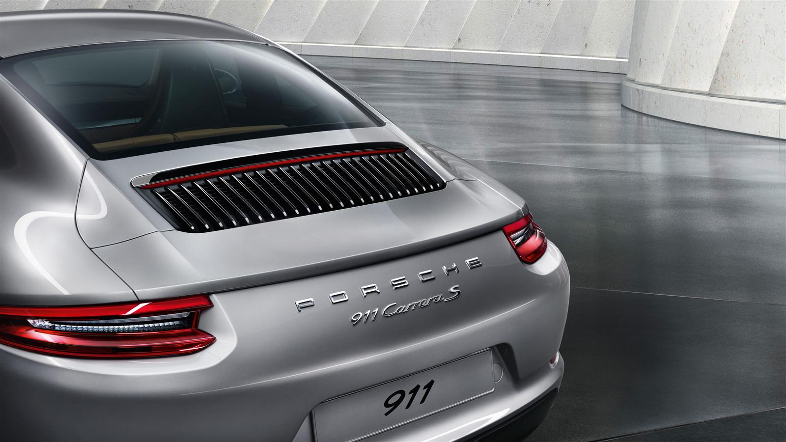 Porsche 911 Carrera S photo 13