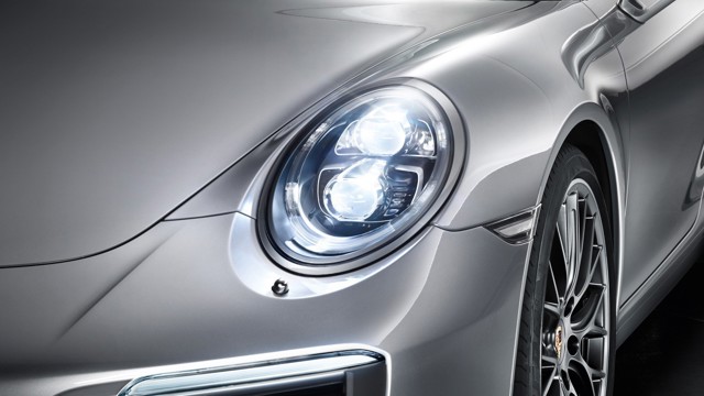 Porsche 911 Carrera S photo 15