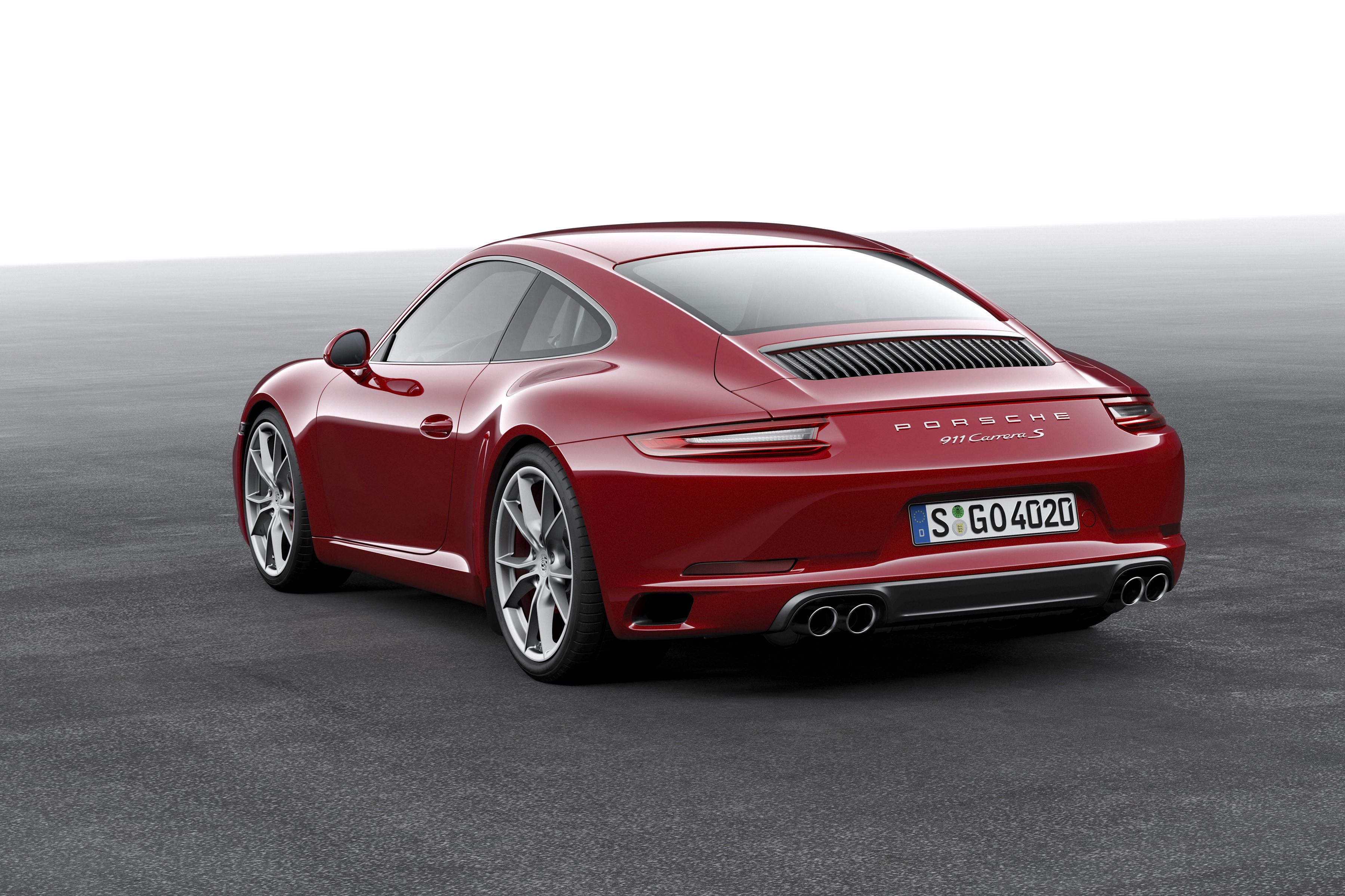 Porsche 911 Carrera S photo 2