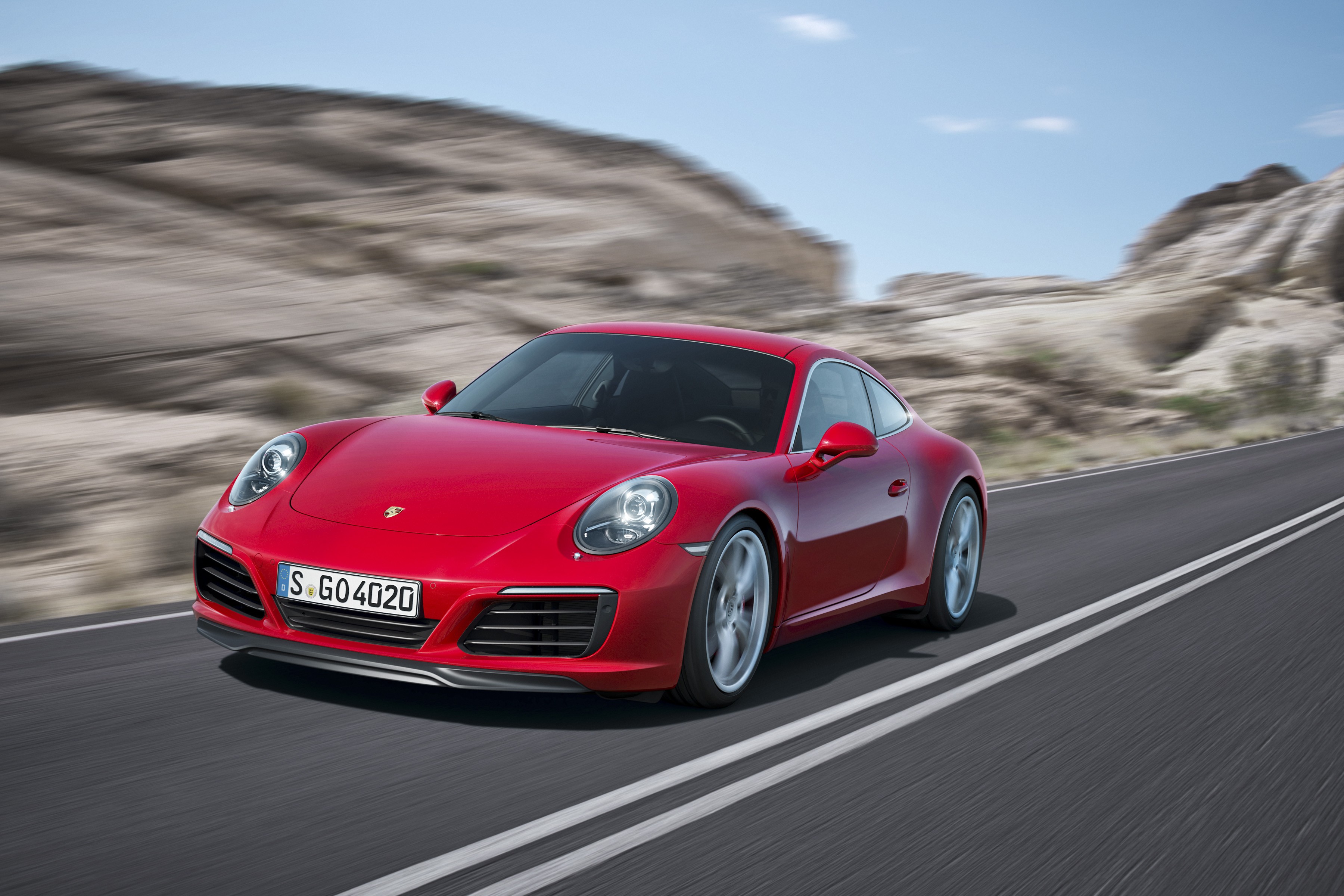 Porsche 911 Carrera S photo 4
