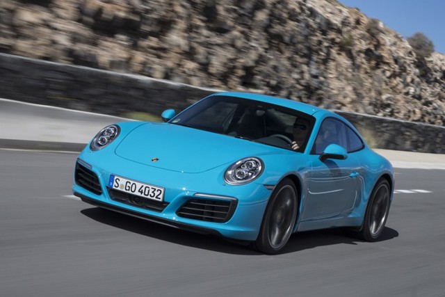Porsche 911 Carrera S photo 24