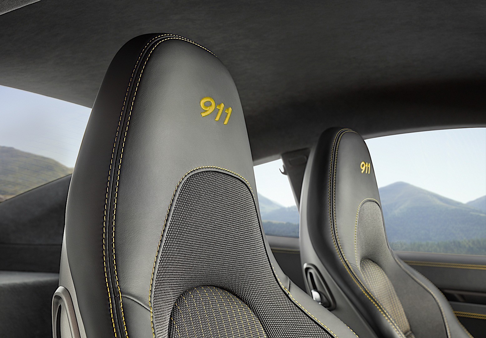 Porsche 911 Carrera T photo 40