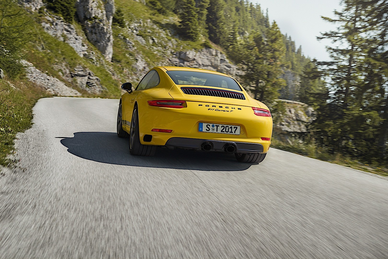 Porsche 911 Carrera T photo 5