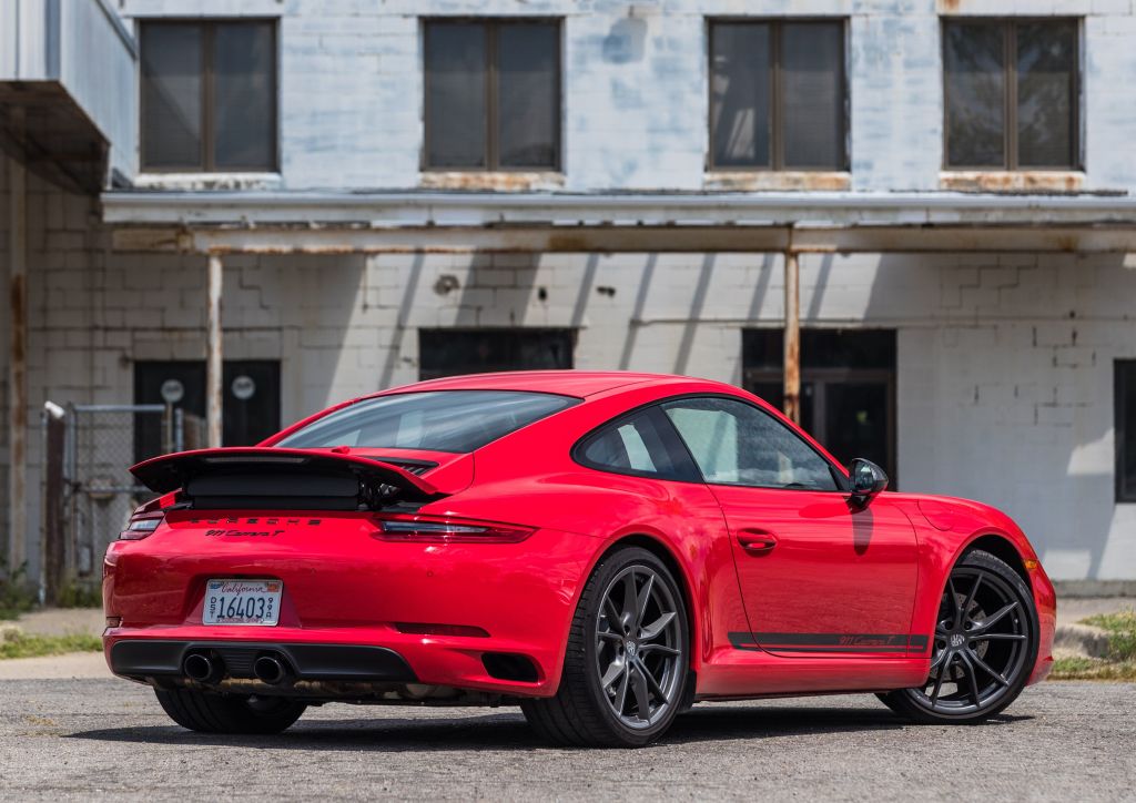 Porsche 911 Carrera T photo 25