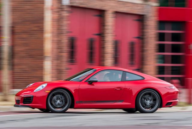 Porsche 911 Carrera T foto 31