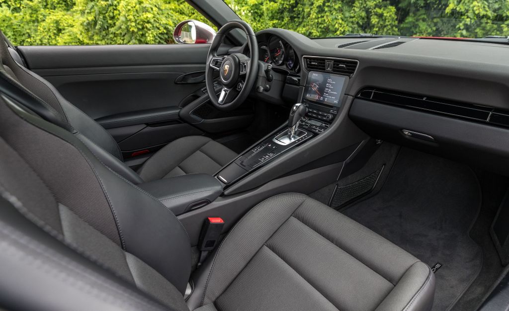 Porsche 911 Carrera T photo 44