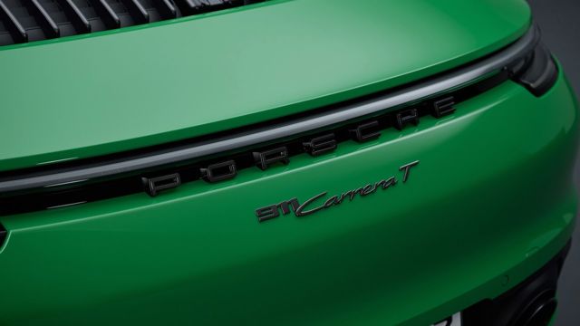 Porsche 911 Carrera T photo 2