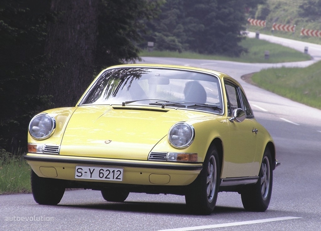 Porsche 911 Carrera Foto 4