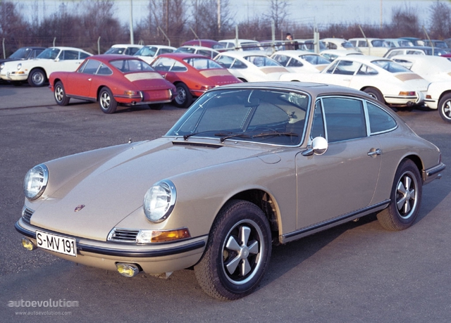 Porsche 911 Carrera Foto 9