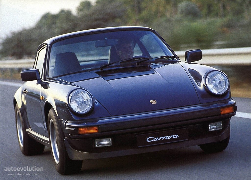 PORSCHE 911 Carrera