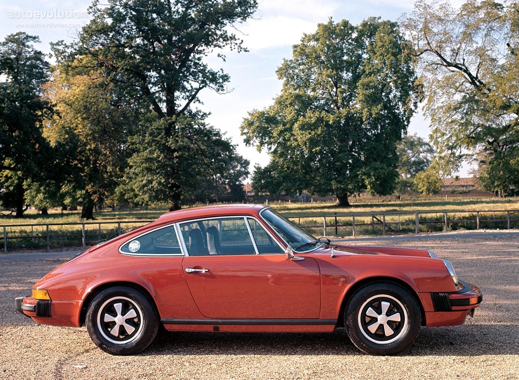 Porsche 911 Carrera photo 7