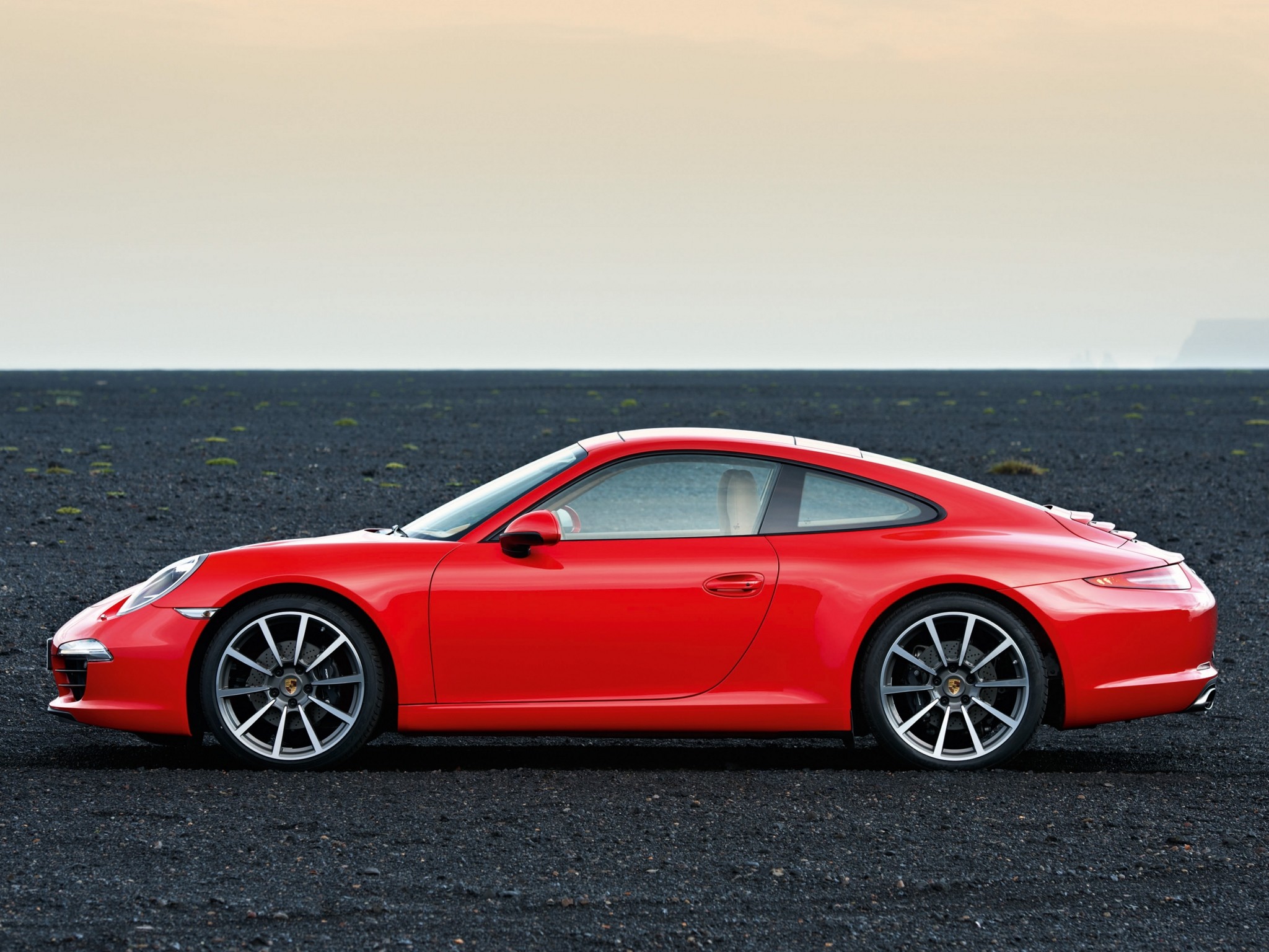 Porsche 911 Carrera photo 11