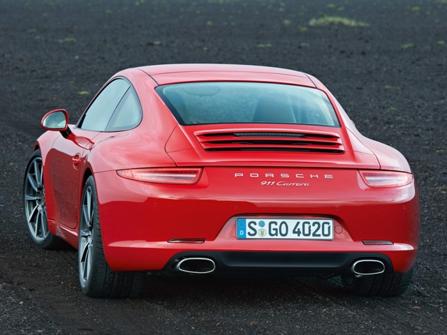 Porsche 911 Carrera Foto 13