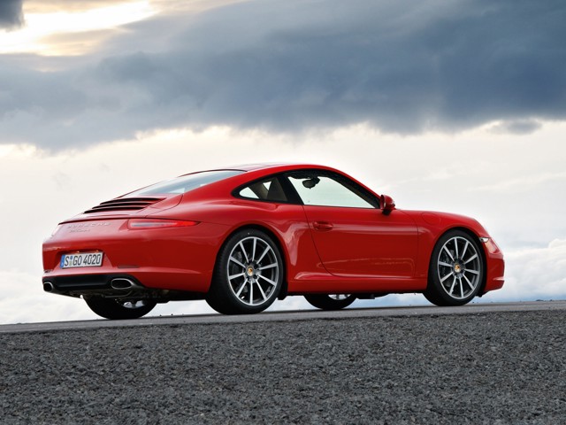 Porsche 911 Carrera Foto 15
