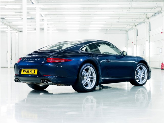 Porsche 911 Carrera Foto 27