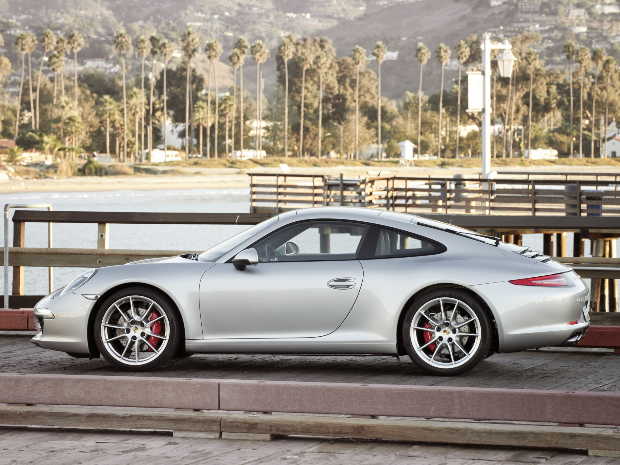 Porsche 911 Carrera photo 43