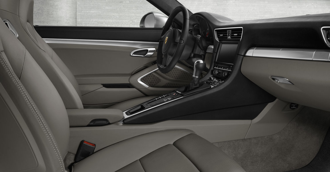 Porsche 911 Carrera photo 47