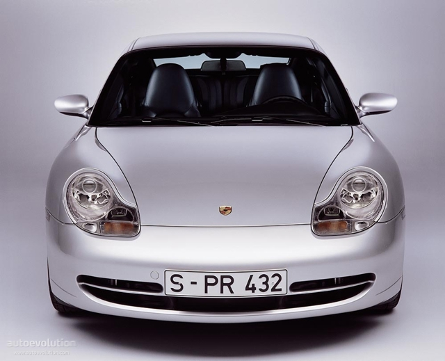 Porsche 911 Carrera foto 2