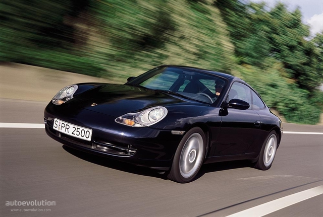 Porsche 911 Carrera foto 3