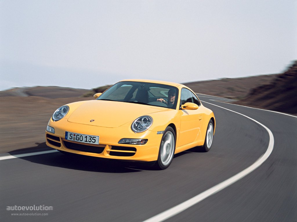 Porsche 911 Carrera photo 3