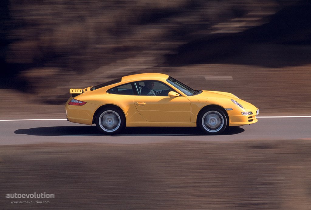 Porsche 911 Carrera photo 5
