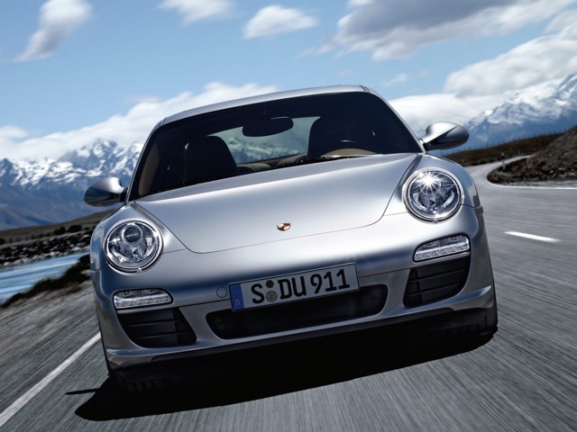 Porsche 911 Carrera photo 20