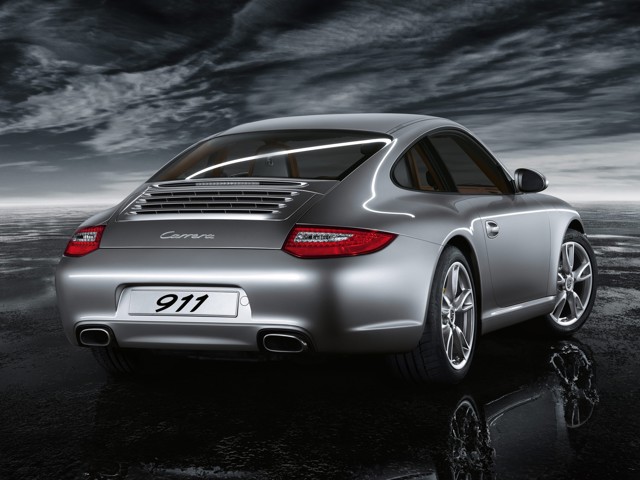 Porsche 911 Carrera photo 35