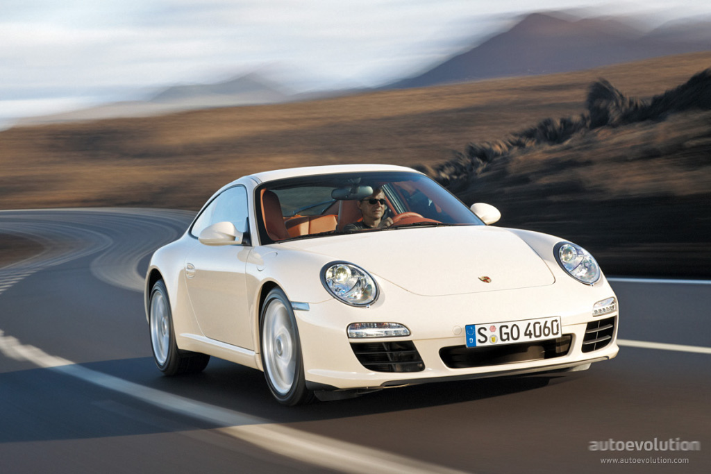 Porsche 911 Carrera photo 4