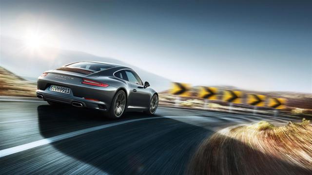 Porsche 911 Carrera Foto 3