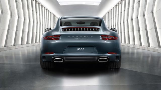 Porsche 911 Carrera Foto 6