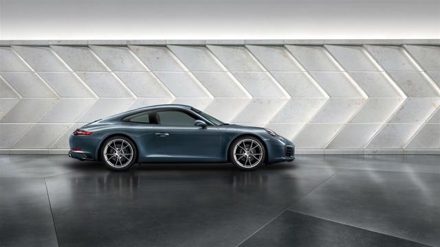 Porsche 911 Carrera Foto 7