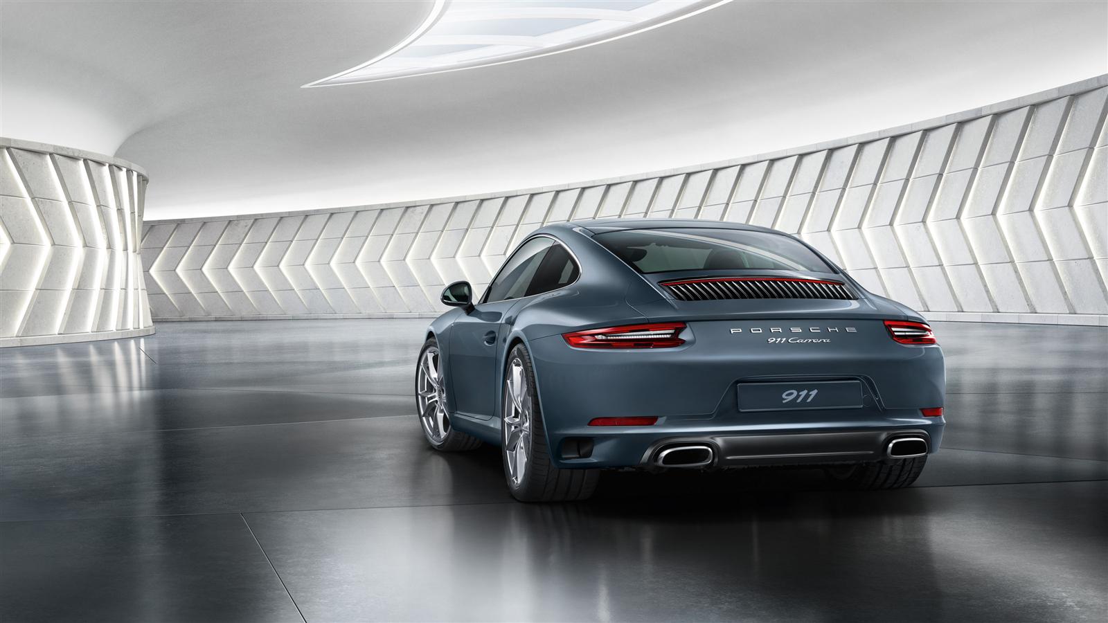 Porsche 911 Carrera photo 9