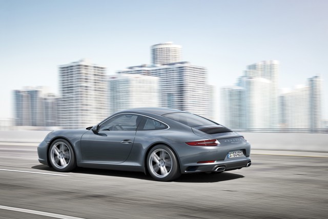 Porsche 911 Carrera Foto 1