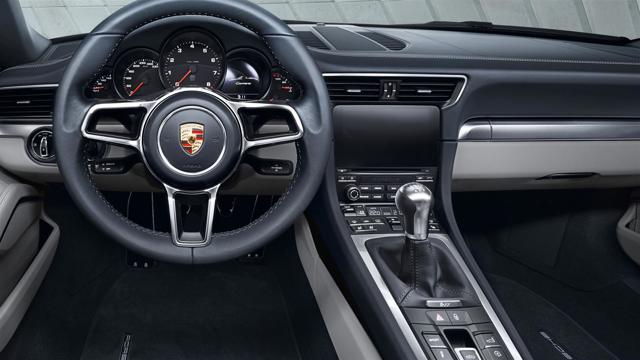 Porsche 911 Carrera Foto 16