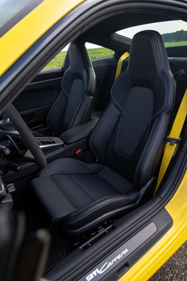 Porsche 911 Carrera Foto 34