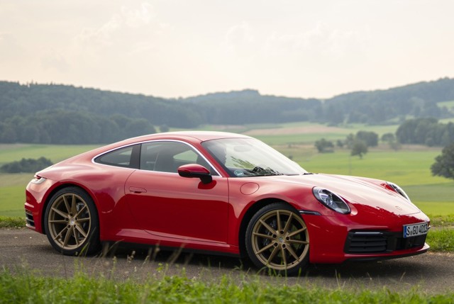 Porsche 911 Carrera Foto 8