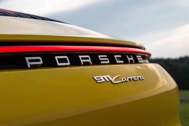 Porsche 911 Carrera Foto 10